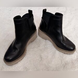 DV by Dolce Vita Rielle Black Croc Lug Sole Chelsea Boots 8.5